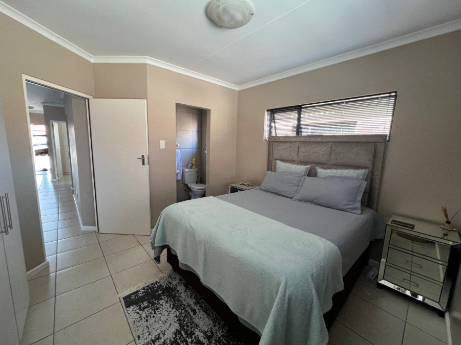 To Let 3 Bedroom Property for Rent in Humewood Eastern Cape